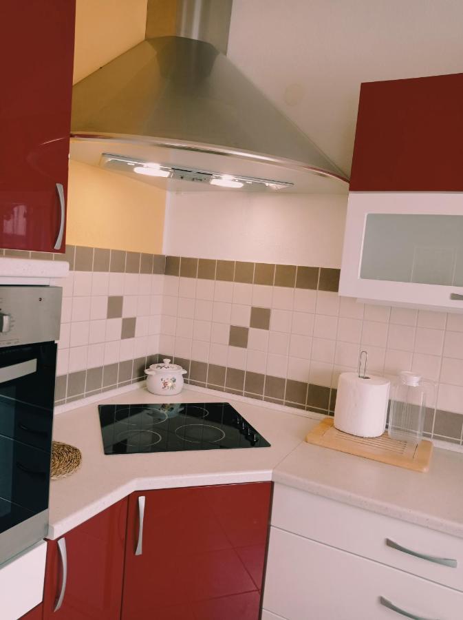 Apartment Silvija Винишче Экстерьер фото